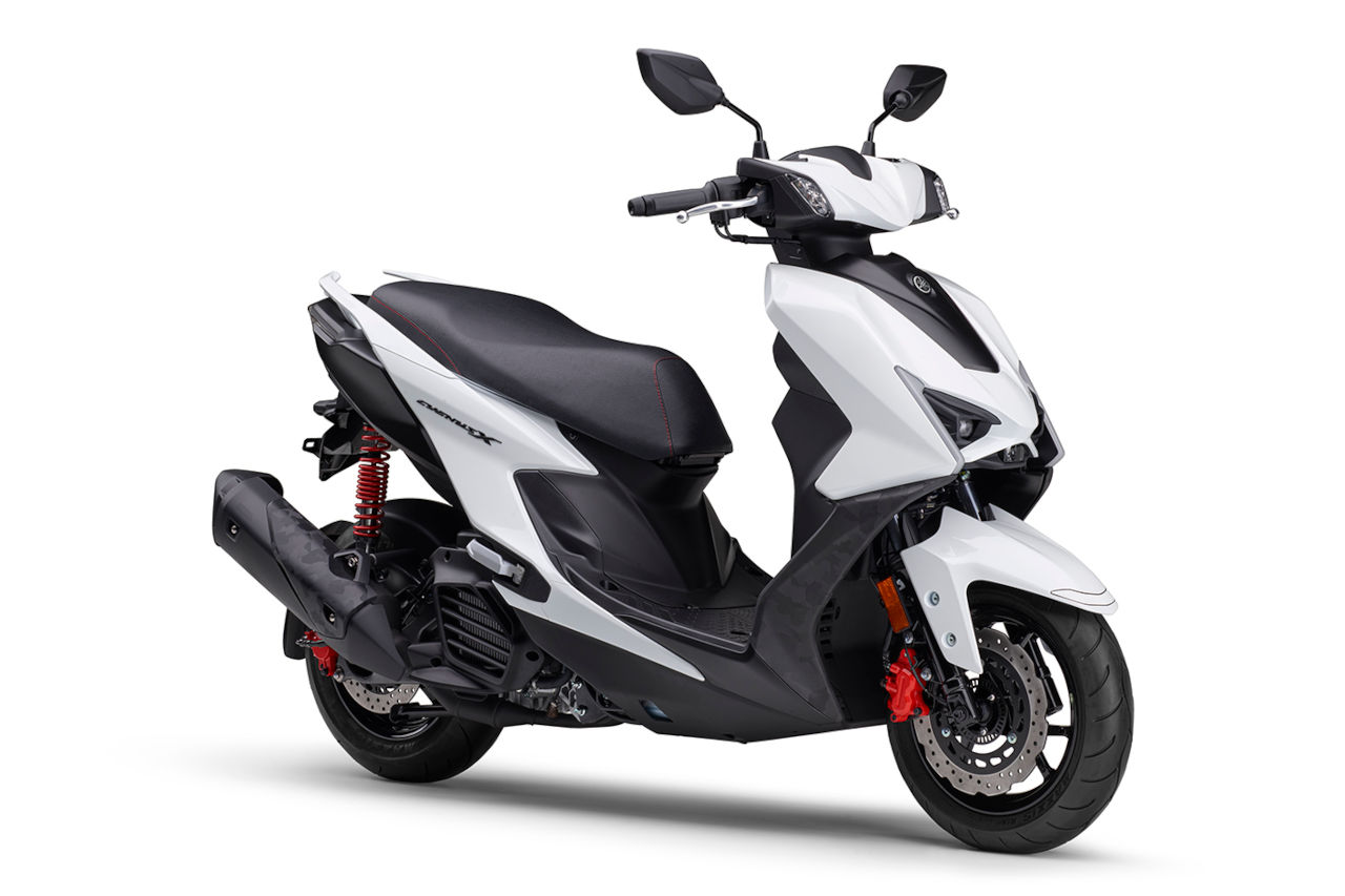 ヤマハが新型『シグナスX』を発表。新デザイン、加速性能向上、さらにトラクションコントロールも