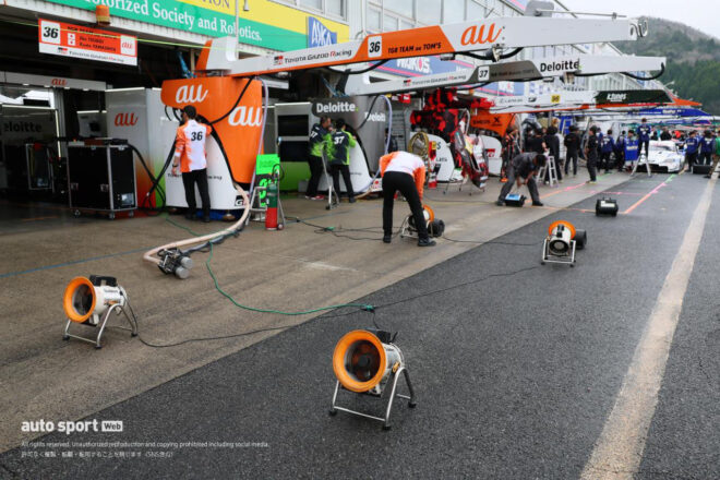 クビアトの新ヘルメットのこだわりは。ARTA PRELUDEを修復したメカニックの気骨ある意見／スーパーGTサーキット便り第1戦