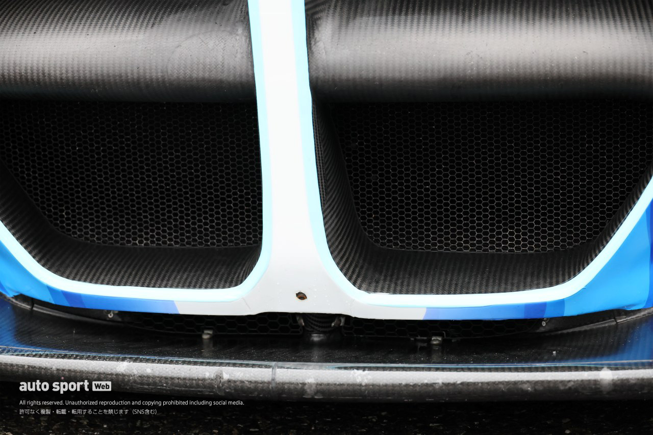 クビアトの新ヘルメットのこだわりは。ARTA PRELUDEを修復したメカニックの気骨ある意見／スーパーGTサーキット便り第1戦