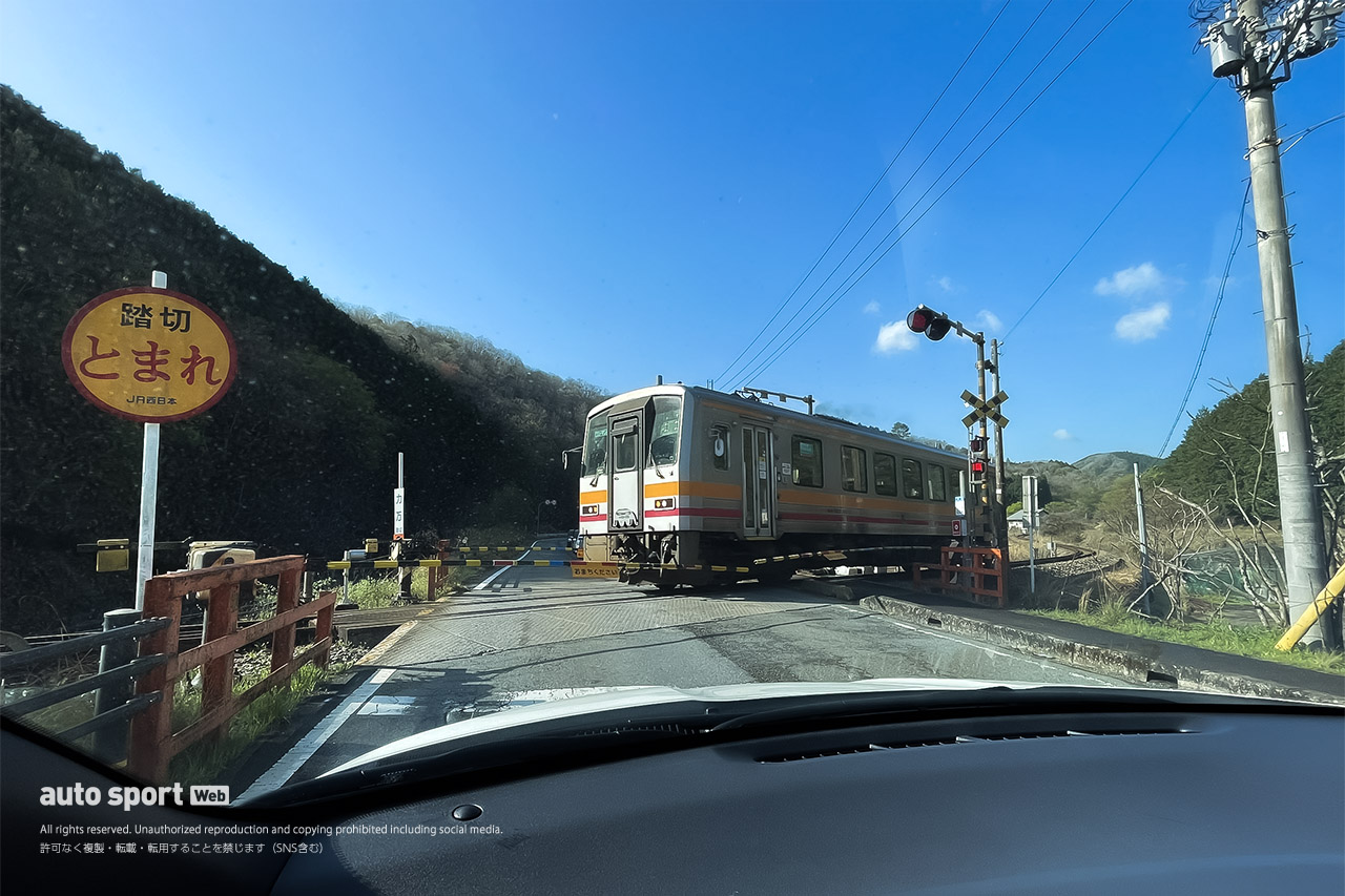 クビアトの新ヘルメットのこだわりは。ARTA PRELUDEを修復したメカニックの気骨ある意見／スーパーGTサーキット便り第1戦