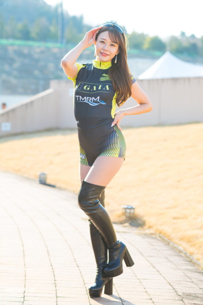 寺地みのり Hitotsuyama Racingアンバサダー 2026年/スーパー耐久の写真①