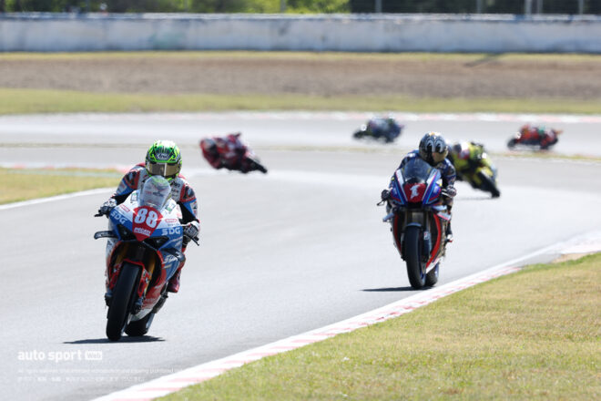 トップ争い／2026全日本ロード第2戦SUGO JSB1000 レース1
