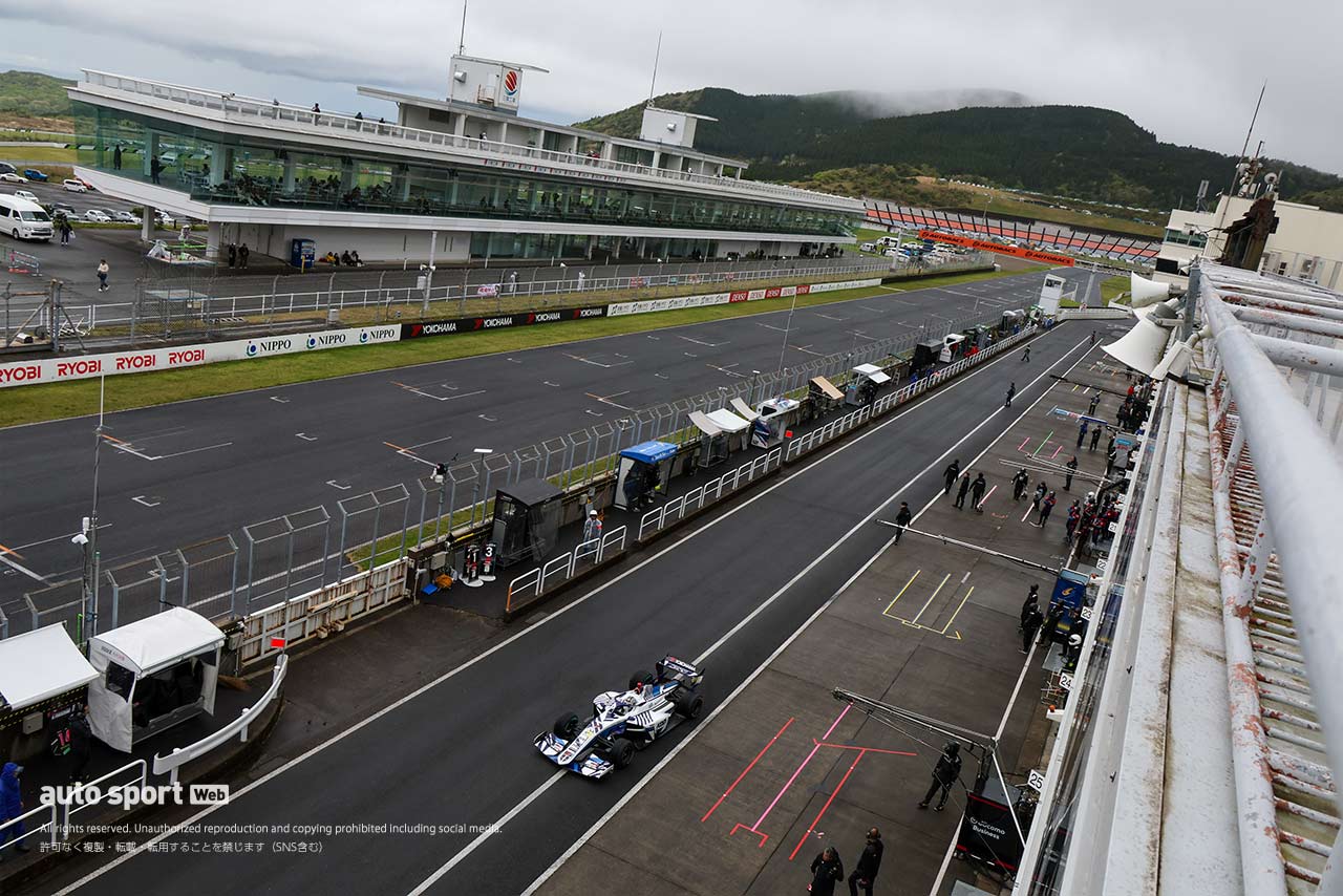 小林可夢偉（KDDI TGMGP TGR-DC）