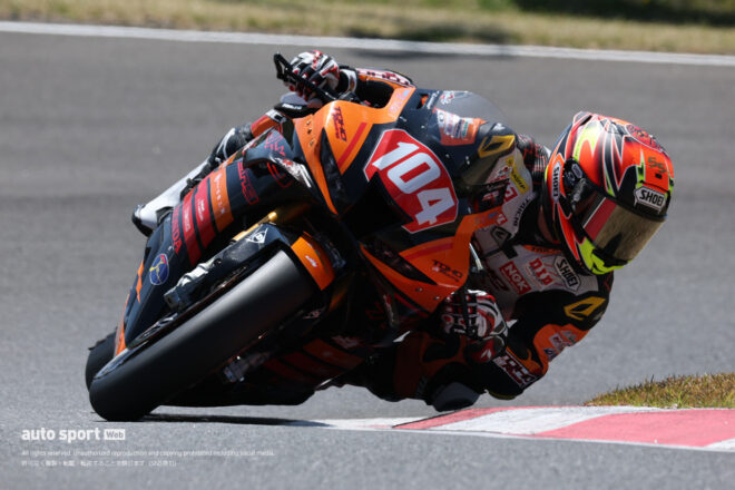 國峰啄磨（TOHO Racing）のトップ争い／2026全日本ロード第2戦SUGO ST1000 予選