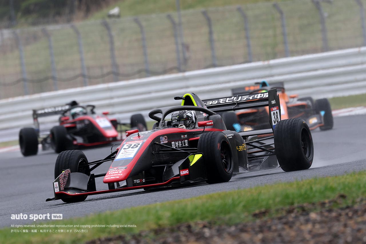 全日本スーパーフォーミュラ・ライツ選手権第6戦オートポリスは赤旗中断の荒れたレースでジルテールが逆転勝利。今季3勝目