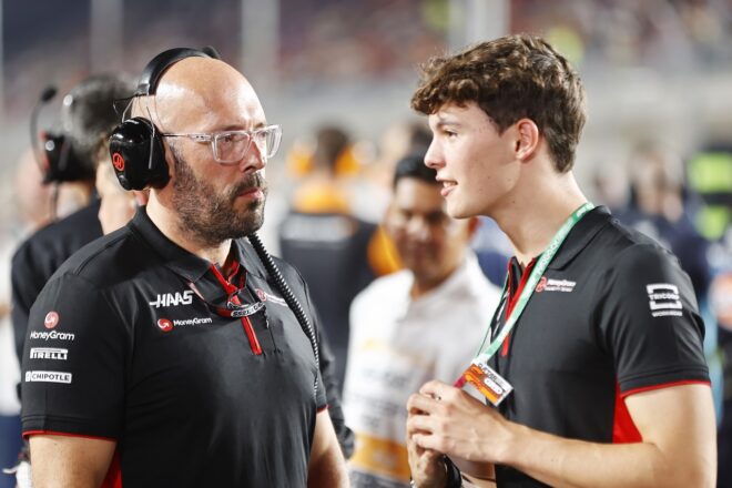 スチュアート・モリソン（ハース）とオリバー・ベアマン