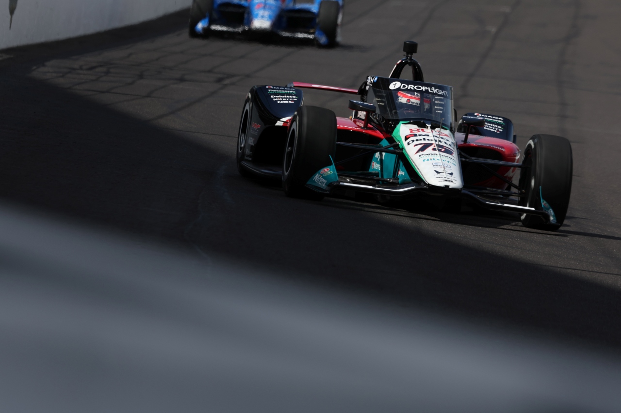 佐藤琢磨、インディ500テストで初日3番手の快調「集団のなかでも安定」と進歩を実感、コースでキツネとニアミスも