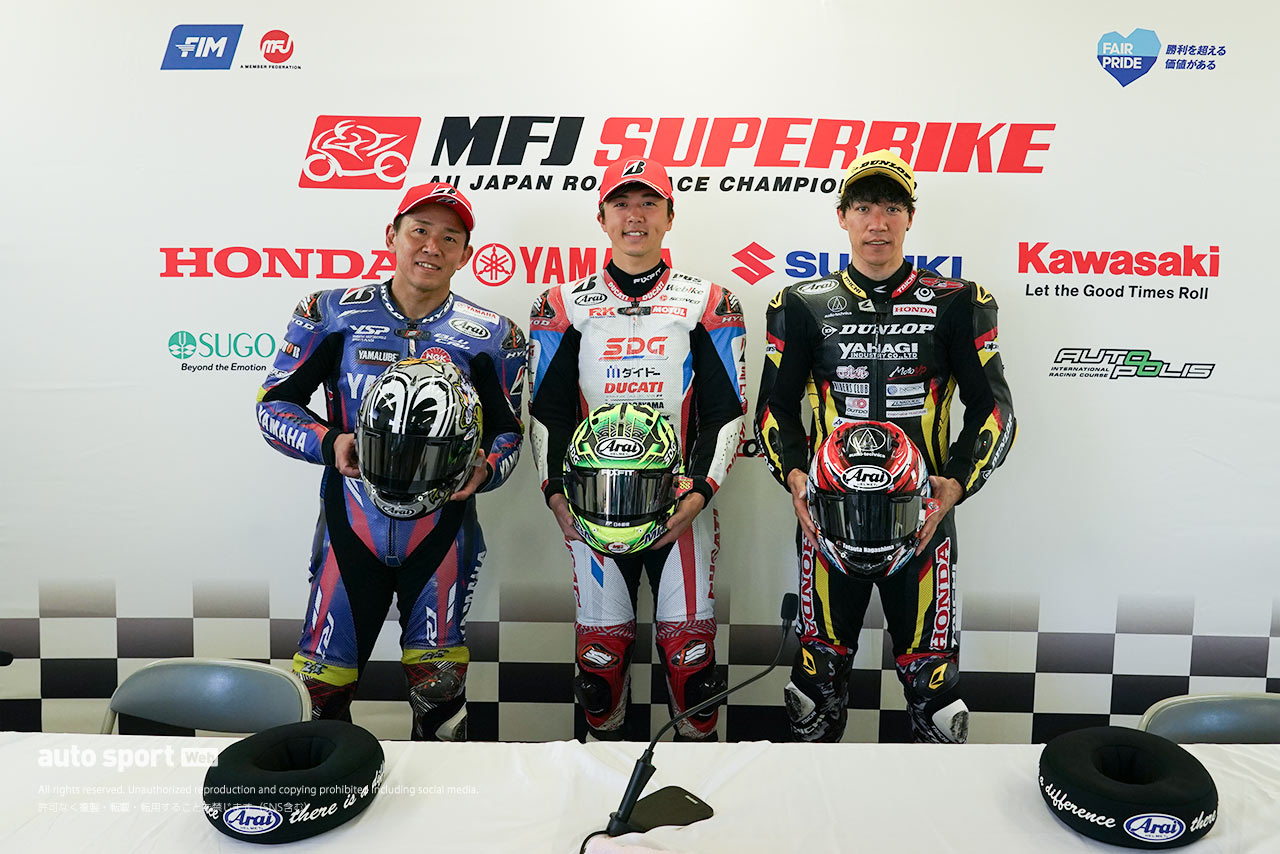 水野涼、背後に迫る中須賀の「プレッシャーを感じながらのレース」を逃げ切って開幕3連勝／全日本ロード第2戦SUGO JSB1000