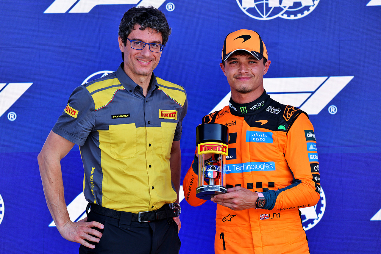 ダリオ・マラフスキ（ピレリ モータースポーツ・ビジネスユニット責任者）＆ランド・ノリス（マクラーレン）
