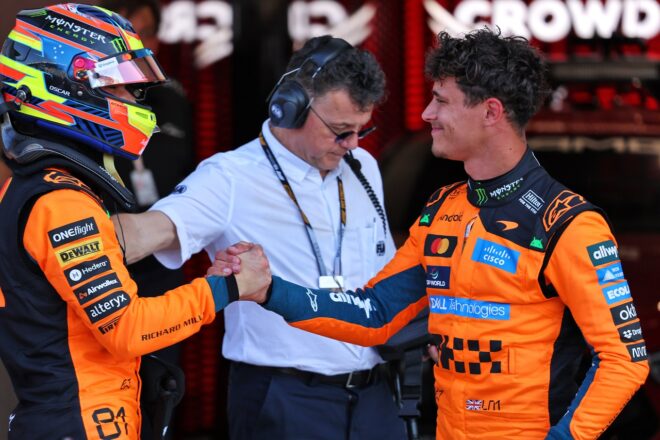 スプリント予選1番手のランド・ノリスと3番手のオスカー・ピアストリ（マクラーレン）