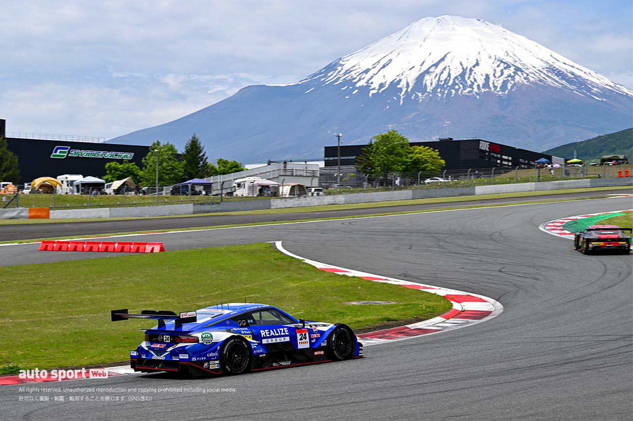 24号車リアライズコーポレーション Z