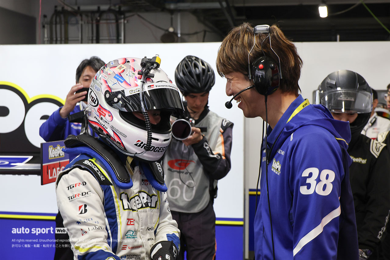 小林利徠斗／立川祐路監督（KeePer CERUMO GR Supra）