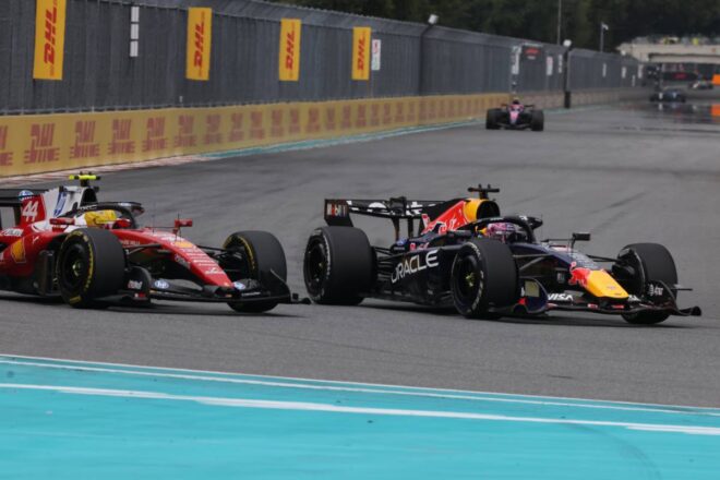 マックス・フェルスタッペン（レッドブル）＆ルイス・ハミルトン（フェラーリ）