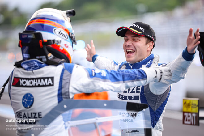 オリベイラ＆木村の新コンビが爆走、KONDO GT-Rが3年ぶり美酒。スバルBRZにトラブル【GT300決勝レポート】