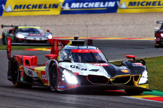 終盤に荒れたスパでBMWがハイパーカー初優勝。WRTの地元で歴史的なワン・ツー飾る【第2戦決勝／後半レポート】