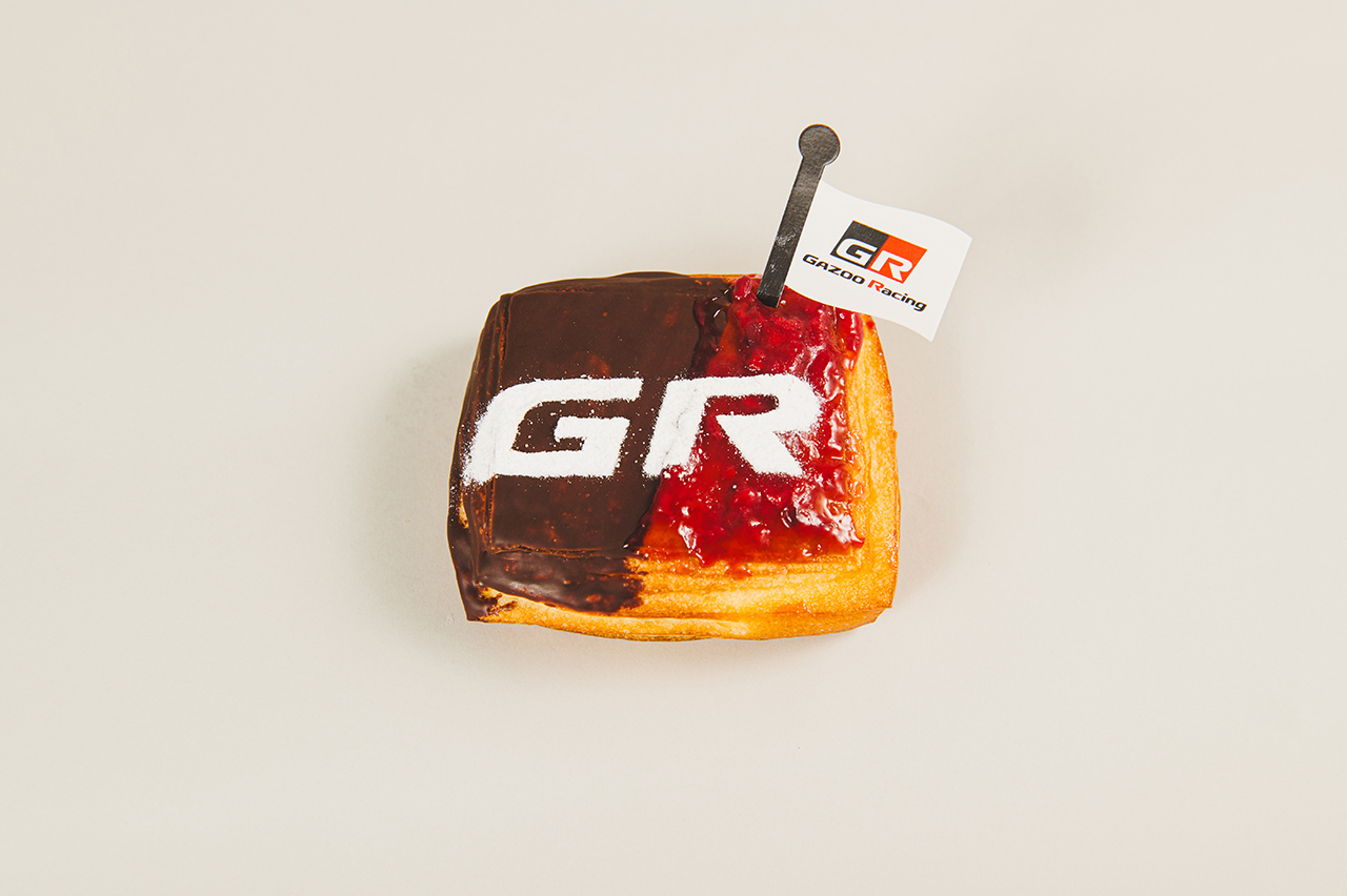 GAZOO Racing、ラリージャパンで販売の勝田優勝記念グッズを発表。『ぴよりん』や『パンのトラ』とキュートなコラボも