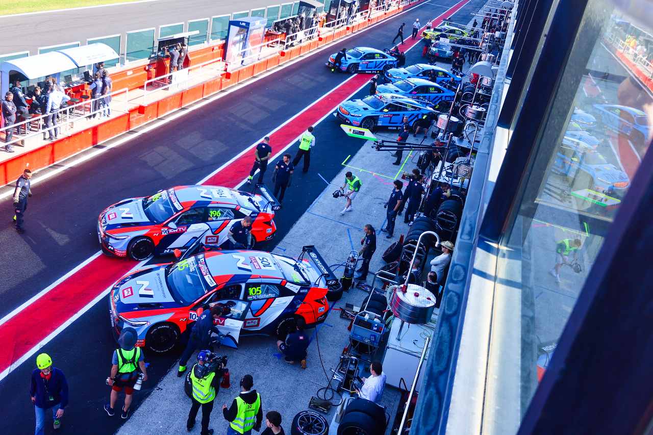 ヒョンデ陣営好発進。初登場『プリフェイスTCR』はマ・キンファの手でデビューウイン／TCRワールドツアー開幕戦
