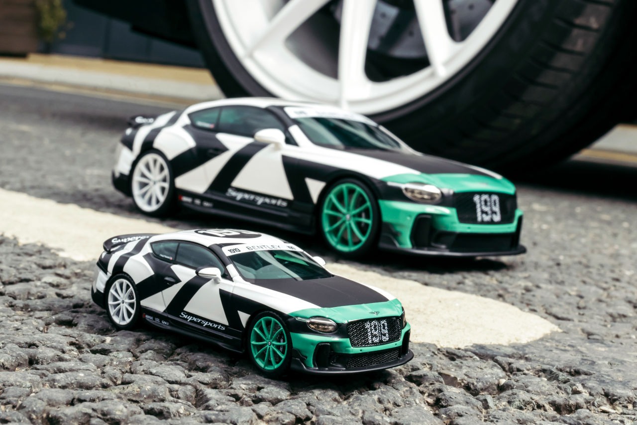 ベントレー、迫力の映像作品を記念した『スーパースポーツ』の限定ミニカーを発売。サイズは1／43と1／18の2種類