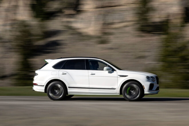 圧倒的パフォーマンスを誇るベントレーのフラッグシップSUV『ベンテイガ・スピード』の新型モデルが日本上陸