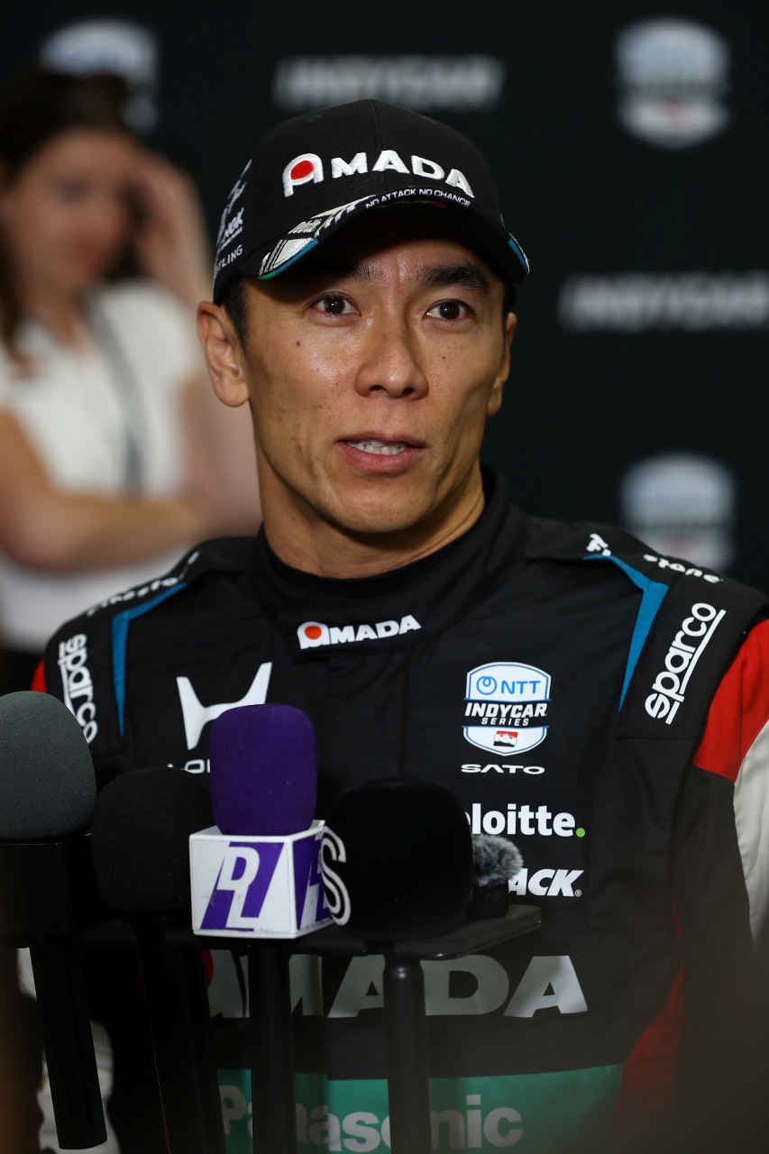 佐藤琢磨、インディ500初日はトラブルに苦戦。「トラブルが重なってトライしたことが分からなくなってしまった」