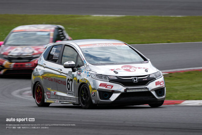 TEAM YAMATOの67号車ホンダ・フィット