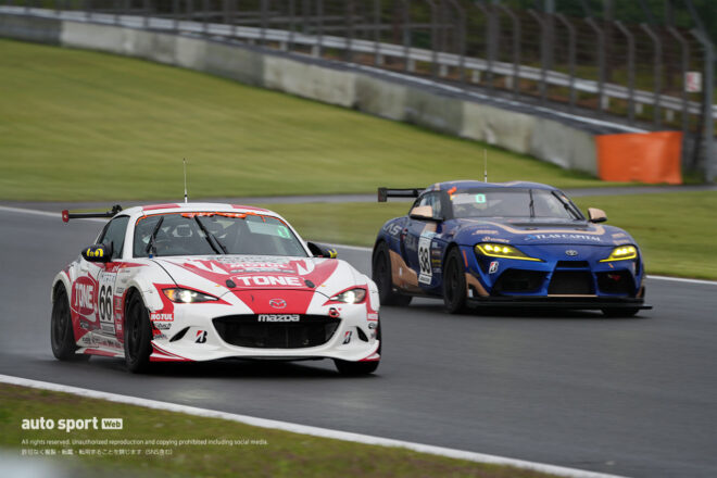 odula TONE MOTUL ROADSTER RFとATLAS APEX GR Supra GT4
