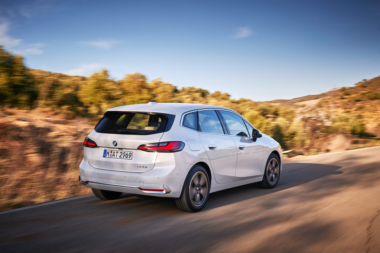 BMW、最小SAVの『X1』とMPV『アクティブツアラー』に48Vインテグレイテッド・ハイブリッドを搭載