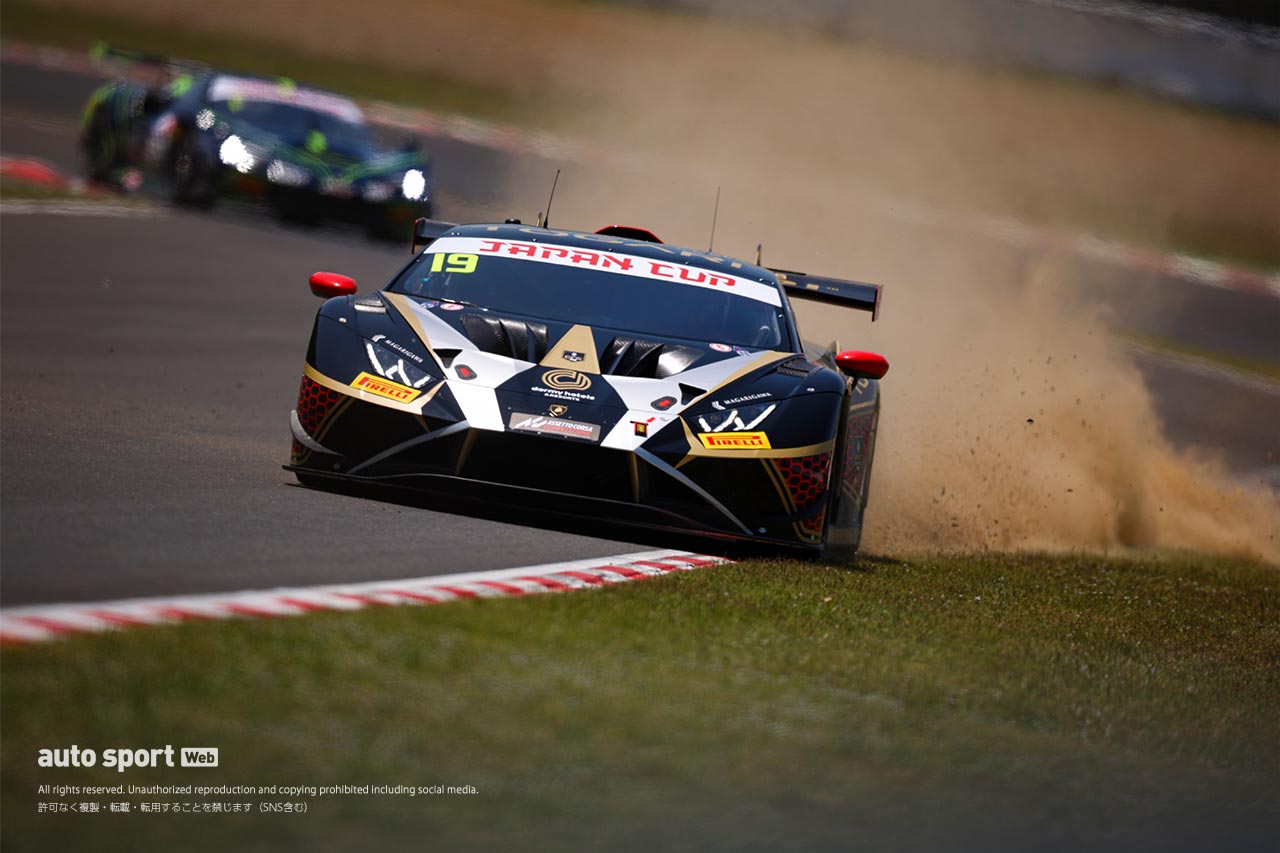 SROジャパンカップ第1ラウンドSUGOはHitotsuyama with CORNES RACINGとBINGO RACING with LM corsaがポール