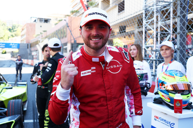 日本に縁のある2人がモナコを制す。デ・フリースとローランドがそれぞれ今季初勝利／フォーミュラE第9戦、第10戦