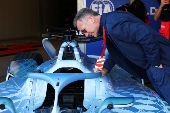 新世代マシンGEN4がモナコE-Prixでデモラン。F1ドライバーらも来場しマシンを観察