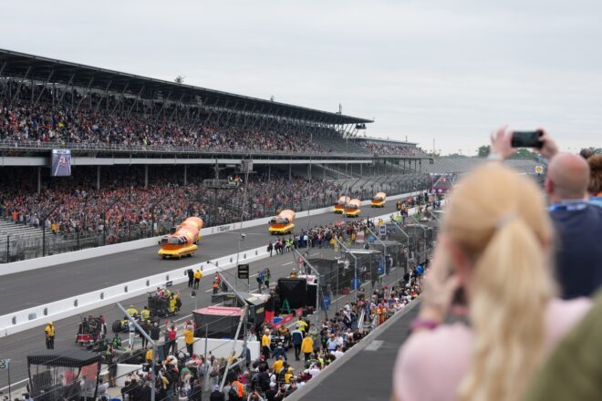 2度の覇者ニューガーデンがカーブデイ最速。佐藤琢磨5番手、クラッシュで負傷のロッシが出走／第110回インディ500