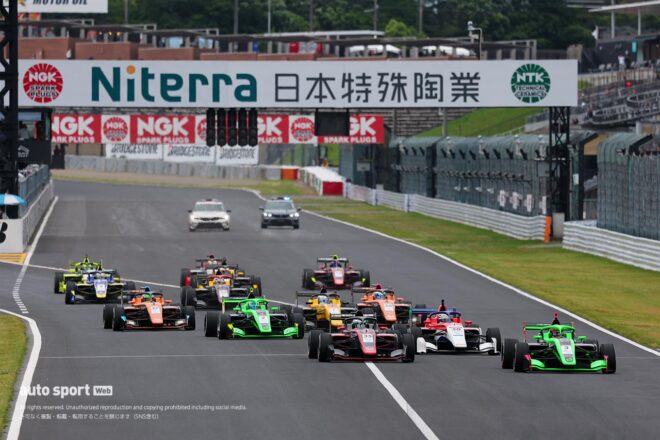 全日本スーパーフォーミュラ・ライツ選手権第7戦鈴鹿は梅垣清が逆転で初優勝を飾る