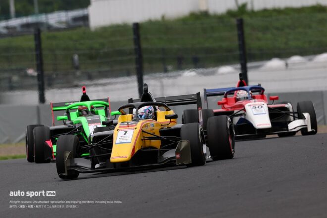 全日本スーパーフォーミュラ・ライツ選手権第7戦鈴鹿は梅垣清が逆転で初優勝を飾る