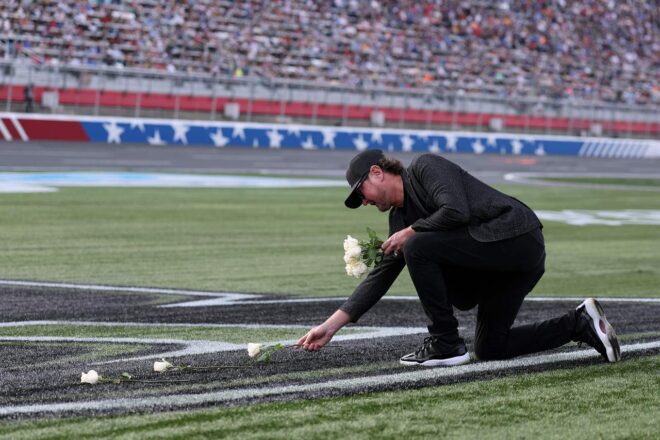 「カイルが誇りに思ってくれるようなレースを」ダニエル・スアレスが惜別の今季初勝利／NASCAR第13戦