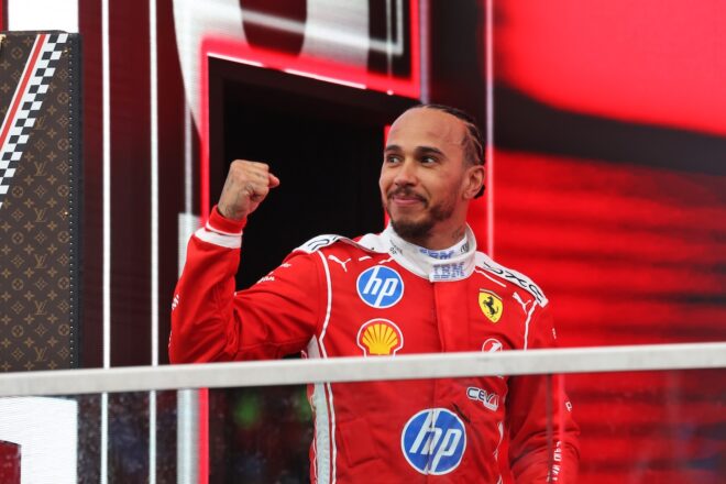 「彼は本当に素晴らしい」ハミルトン、フェラーリでの”変化の鍵”を明かす
