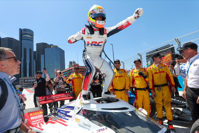 パロウが今季4勝目。6度のFCCの中、冷静な戦略でトップを守り切る／インディカー第8戦