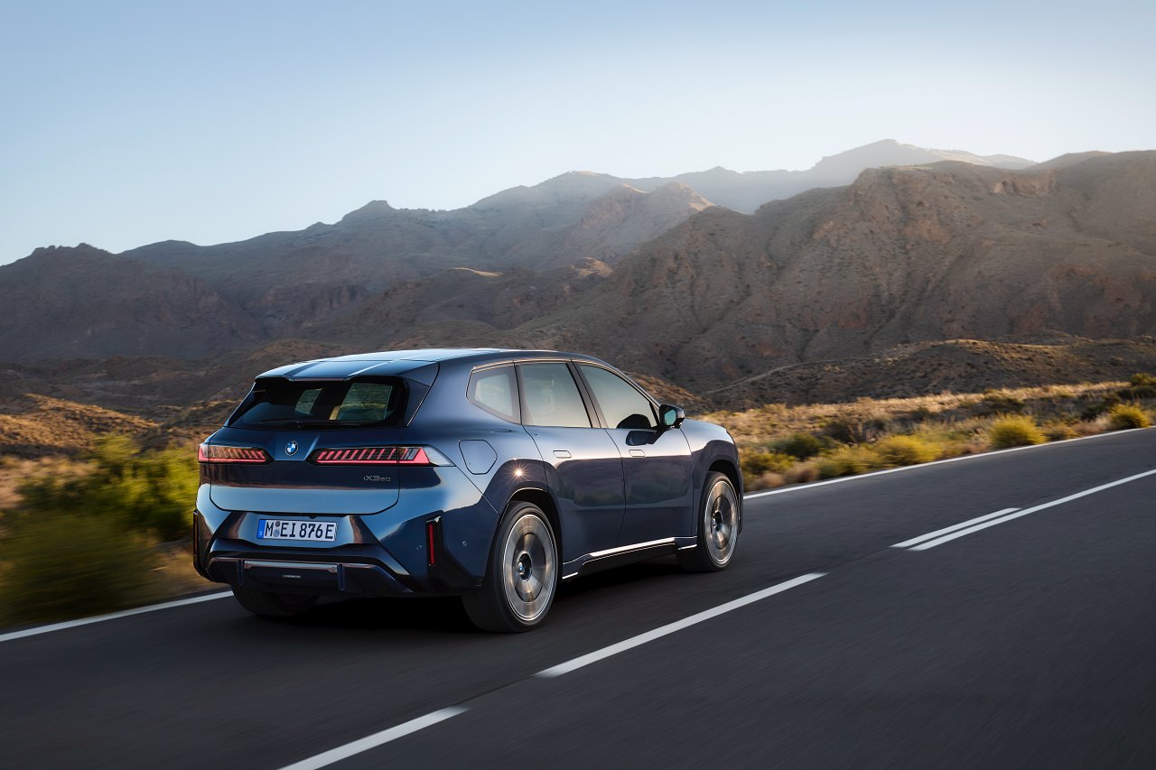 BMW、ノイエ・クラッセ第1弾『iX3』の優先商談申し込みを開始。第6世代BMW eDriveテクノロジー搭載