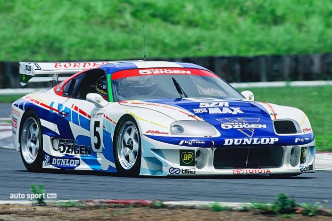 『5ZIGEN SUPRA』標準型のままで初勝利を手にした新規参入チームの善戦【忘れがたき銘車たち】
