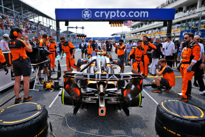 F1のV8エンジン化が実現すればマクラーレンは自社開発に乗り出す可能性。ブラウンCEOが「検討」認める