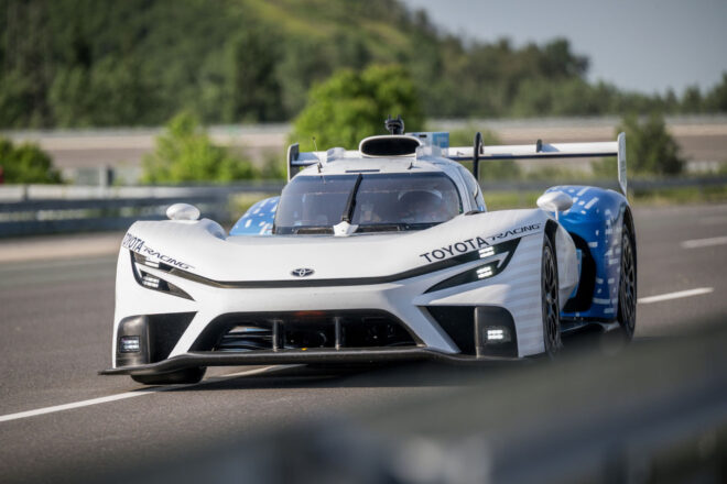 トヨタ、ル・マンで液体水素エンジン車『TR LH2レーシング・プロトタイプ』のデモランを初披露へ