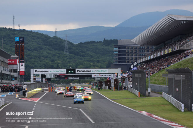 2026スーパー耐久第3戦富士24時間　決勝フォーメーションラップスタート