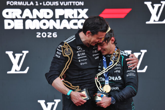 2026年F1第6戦モナコGP　優勝のアンドレア・キミ・アントネッリ（メルセデス）とトト・ウォルフ（メルセデス・チーム代表）
