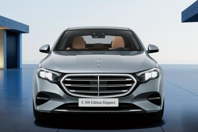 メルセデス・ベンツ『E300』に初の左ハンドル仕様を設定した限定車“Edition Elegance”を導入