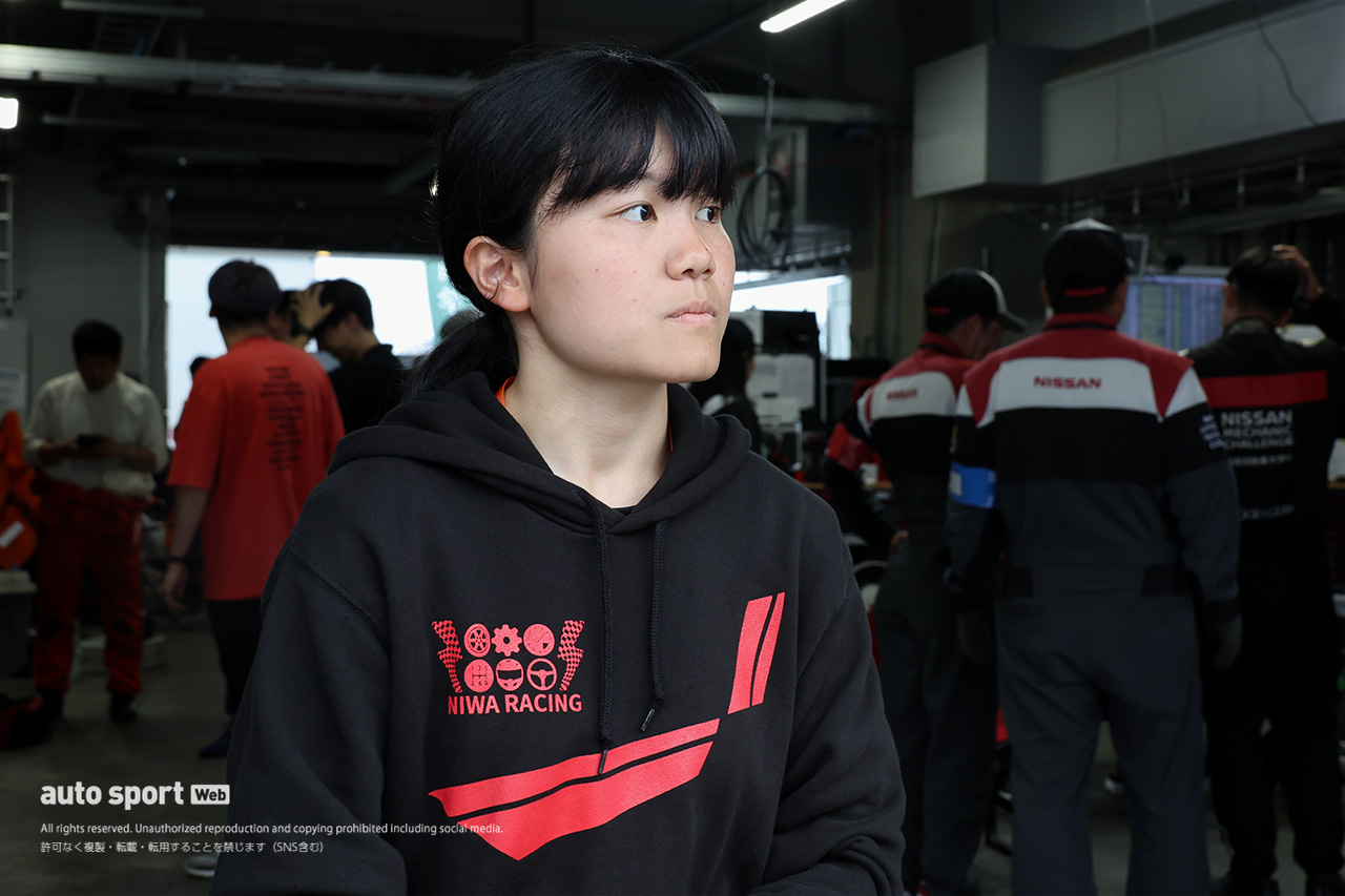 庄野涼香監督（Fets高砂NIWA Racingロードスター）