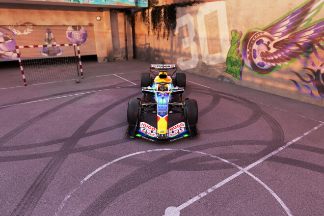 レーシングブルズ『VCARB 03』／2026年F1第7戦バルセロナ・カタルーニャGPの特別マシンカラーリング