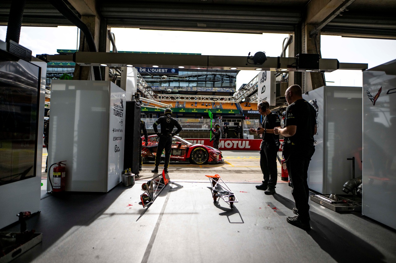 第94回ル・マン24時間レース予選でLMGT3クラス暫定首位の34号車シボレー・コルベットが車検失格に
