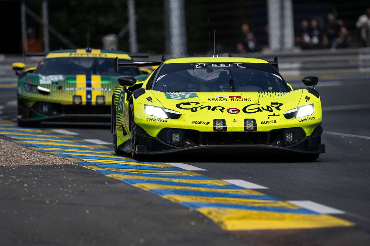 フェラーリ296 GT3エボ
