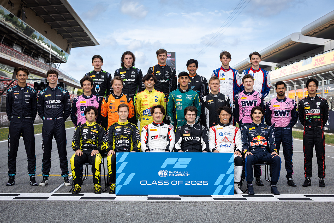 2026年FIA F2第5戦バルセロナ　6月11日（木）に行われた参戦ドライバーの集合写真撮影