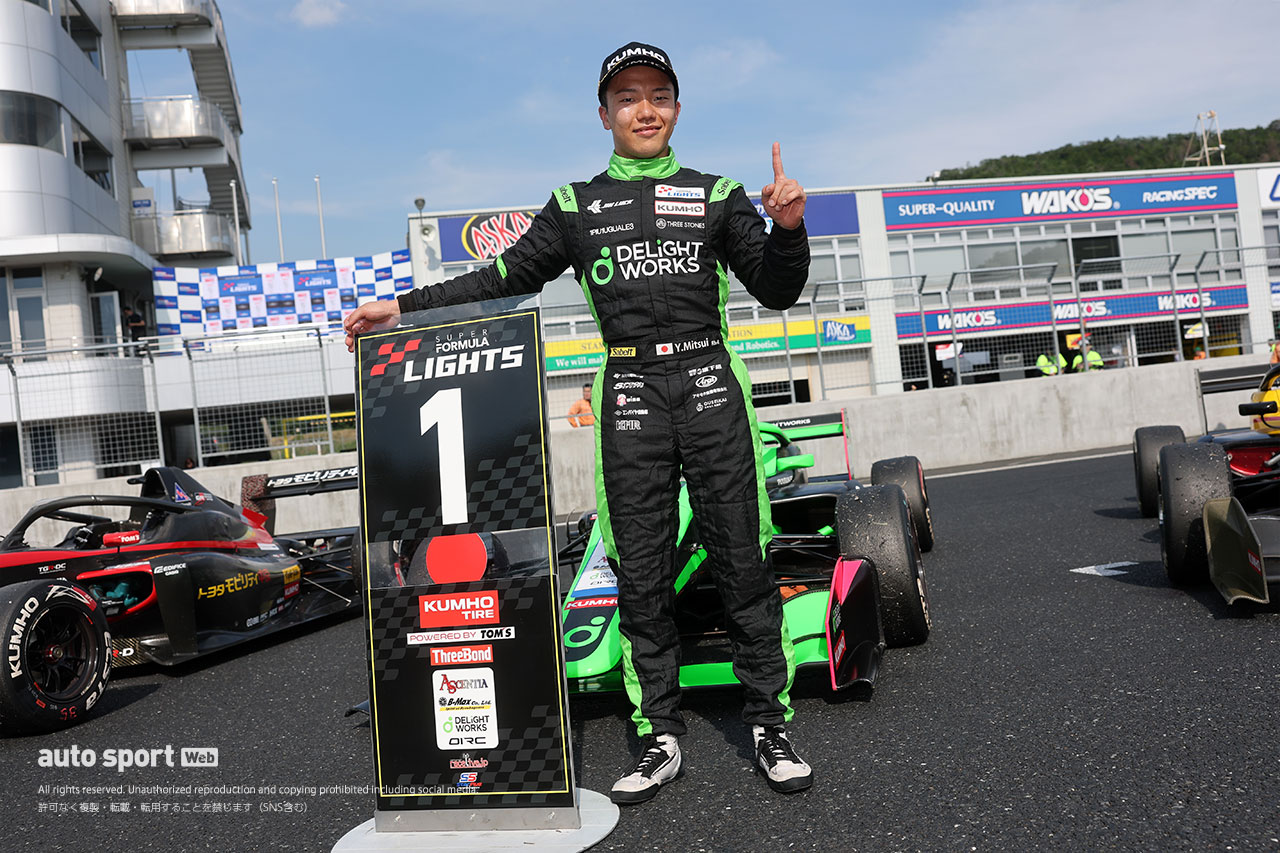 スーパーフォーミュラ・ライツ第10戦岡山は三井優介がポール・トゥ・ウインで今季3勝目を飾る