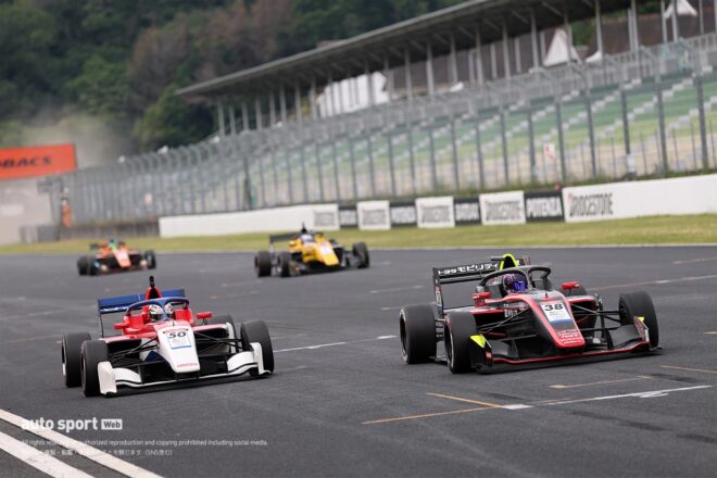 スーパーフォーミュラ・ライツ第10戦岡山は三井優介が連勝。卜部和久が2位でDELiGHTWORKS RACINGが初のワン・ツー